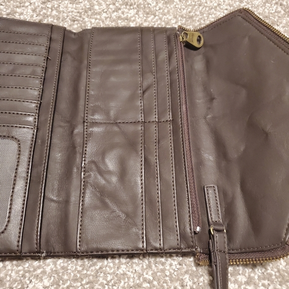 2/$30 like new πMatt and natt vegan leather clutch with metal zipper detailing - Picture 7 of 16